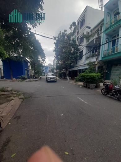 Nhà 4 Tầng mặt tiền đường 8m ngay Trường TH Bình Tân 7.5 tỷ