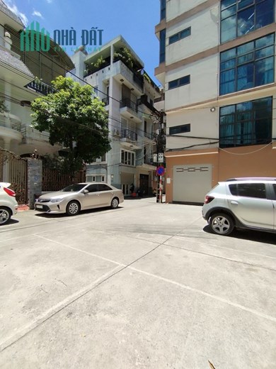 BÁN NHÀ THANH XUÂN, PHỐ NGUYỄN NGỌC NẠI, 95M, 4T, MT 12.5M, OTO. LÔ GÓC, 3 MẶT NGÕ. 0937651883.