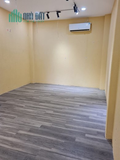 CHO THUÊ nhà nguyên căn 3 tầng Lê Văn Sĩ Quận 3 – Giá thuê 30 triệu/tháng phù hợp kinh doanh đa