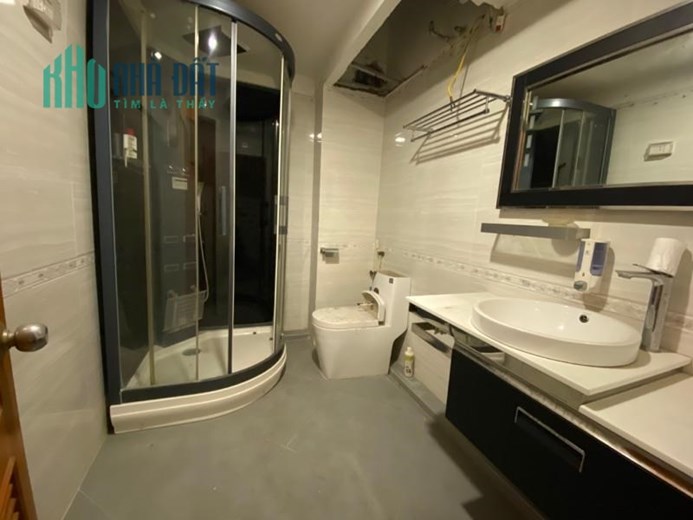 Bán nhà mặt phố Mai Anh Tuấn, view Hồ, kinh doanh đỉnh, 45m2, 5T giá nhỉnh 12 tỷ