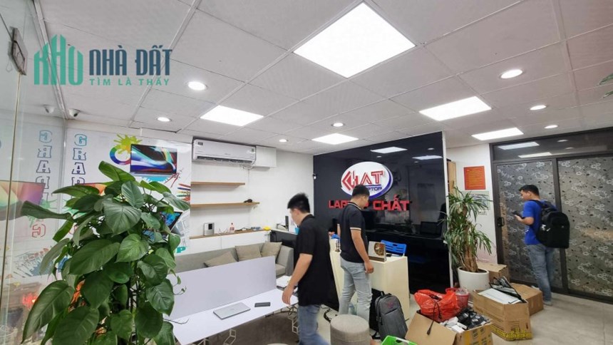 Bán Nhà Mặt Phố Khu Trung Kính, 6 tầng, 2 thoáng, vỉa hè kinh doanh chỉ 20,5 tỷ LH 0968456498