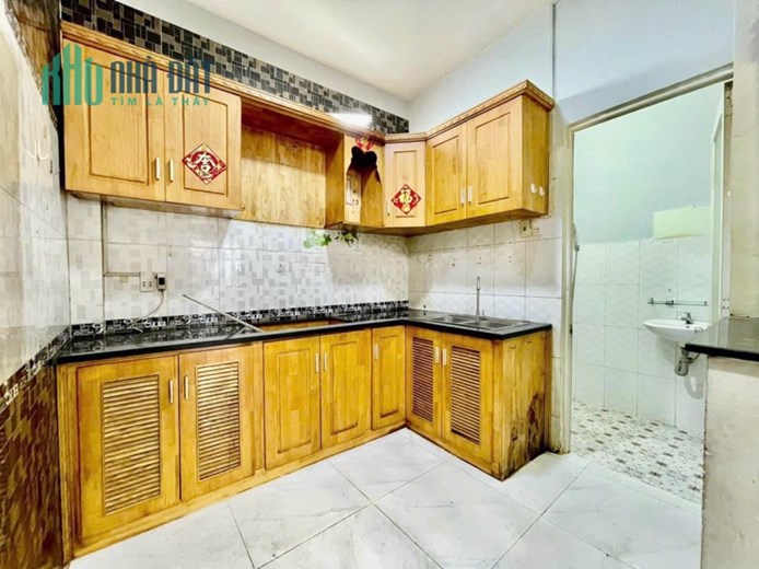 Bán hẻm thẳng Bùi Minh Trực 4 tầng P5 Q8 giá 4 tỷ780