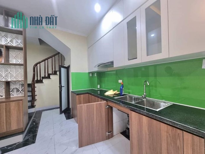Mới đẹp ở ngay, gần phố, ngõ thông, bán nhà Tây Sơn, Đống Đa