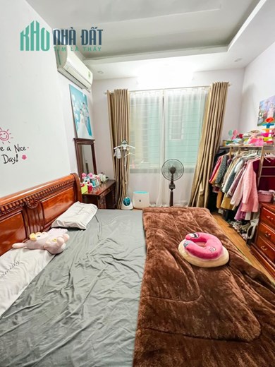 40m 5 Tầng 5.5 Tỷ Phố Văn Cao Ba Đình. Nhỏ Tiền Kinh Doanh Cực Đỉnh. Chủ Tự Xây Chắc Chắn. Chủ Mót