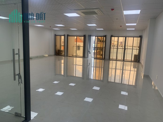 CC Bán 183 Nguyễn Văn Đậu, Dt: 9x35m - 1 hầm 7 tầng - 1.900m2