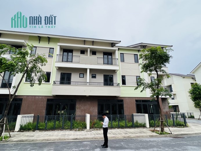 Chỉ với 4 tỷ 3 sở hữu ngay căn shophouse 90m2 tại Centa Vsip