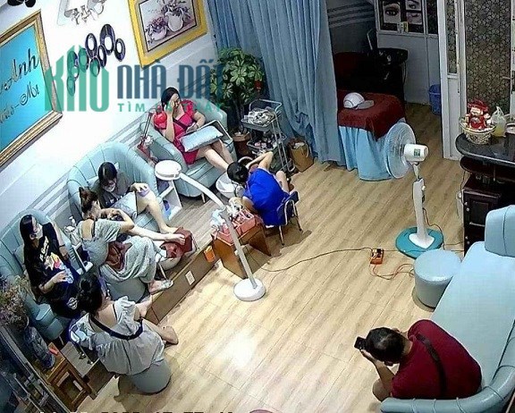 Sang nhượng gấp tiệm Nail Bùi Hữu Nghĩa, Bình Thạnh, HCM; 0939502015