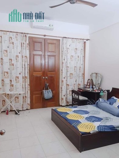 Bán nhà Lương Định Của 40m Ô tô vào nhà mới đẹp ở kinh doanh đều hợp lý