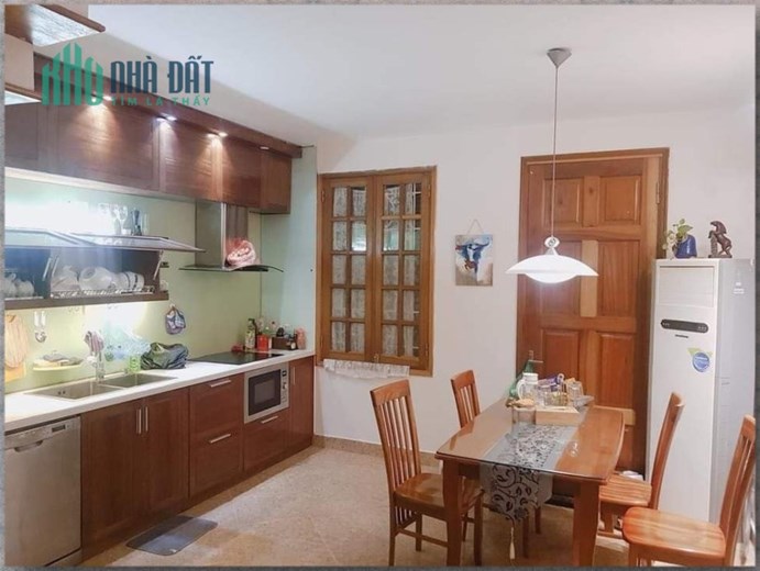 Bán nhà Lương Định Của 40m Ô tô vào nhà mới đẹp ở kinh doanh đều hợp lý