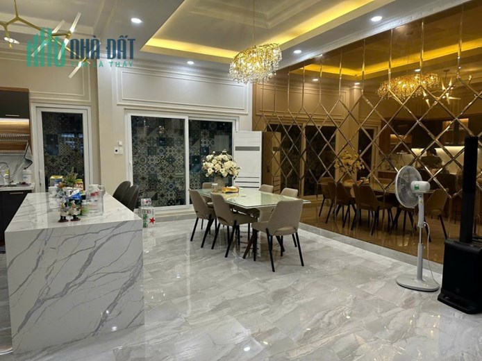 Hạnh phúc và thành đạt khi sở hữu nhà phố xinh 6.4 x 18m 1 trệt 3 lầu trung tâm Sài Gòn
