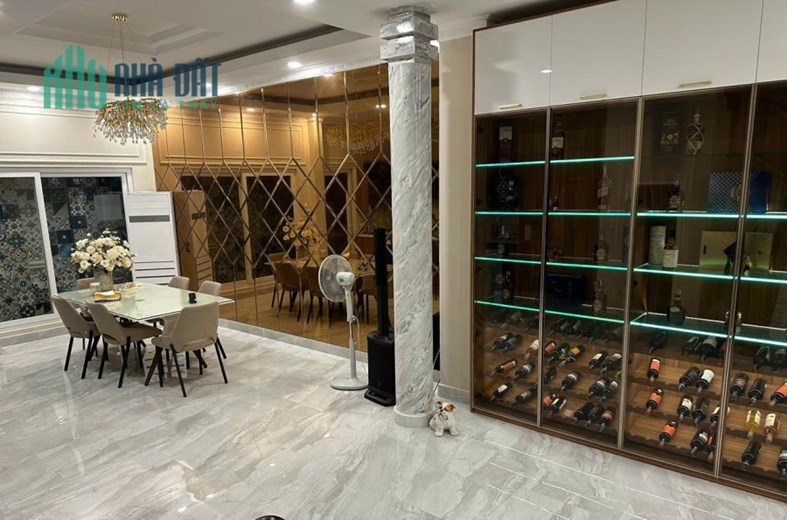 Hạnh phúc và thành đạt khi sở hữu nhà phố xinh 6.4 x 18m 1 trệt 3 lầu trung tâm Sài Gòn