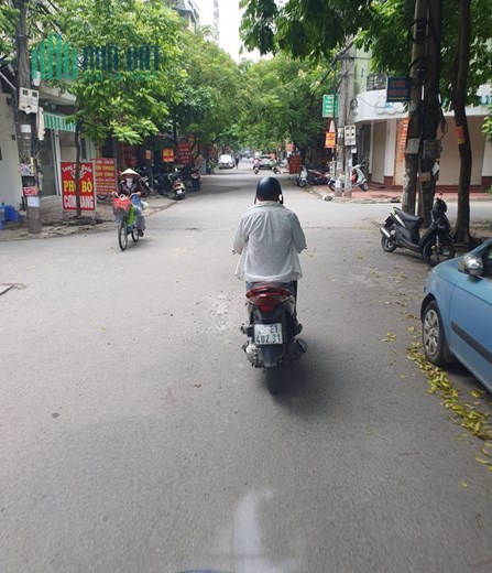 HẠ CHÀO 1 TỶ! NHỈNH 9 TỶ CÓ NGAY NHÀ 73M2 MẶT PHỐ NGUYỄN KHUYẾN, VỈA HÈ, Ô TÔ TRÁNH, KINH DOANH ĐỈNH