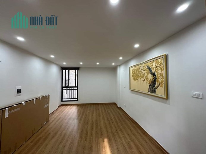 HẠ CHÀO 1 TỶ! NHỈNH 9 TỶ CÓ NGAY NHÀ 73M2 MẶT PHỐ NGUYỄN KHUYẾN, VỈA HÈ, Ô TÔ TRÁNH, KINH DOANH ĐỈNH