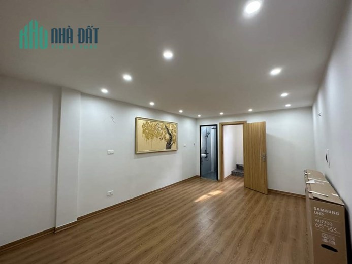 HẠ CHÀO 1 TỶ! NHỈNH 9 TỶ CÓ NGAY NHÀ 73M2 MẶT PHỐ NGUYỄN KHUYẾN, VỈA HÈ, Ô TÔ TRÁNH, KINH DOANH ĐỈNH