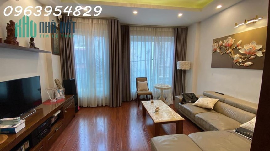 NHÀ THÁI THỊNH, QUẬN ĐỐNG ĐA, NGÕ RỘNG, THÔNG, THÍCH HỢP VỪA Ở VỪA LÀM VĂN PHÒNG, CHỈ 5.7 TỶ