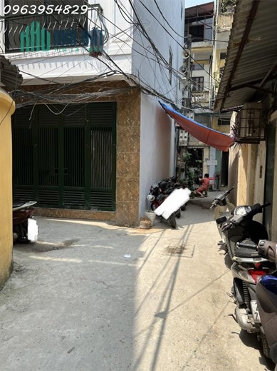 NHÀ THÁI THỊNH, QUẬN ĐỐNG ĐA, NGÕ RỘNG, THÔNG, THÍCH HỢP VỪA Ở VỪA LÀM VĂN PHÒNG, CHỈ 5.7 TỶ