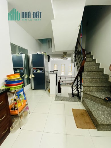 Nhà 1 xẹt Nguyễn Trọng Tuyển, P.2 Tân Bình, gần Lăng Cha Cả - Diện tích 3x9, 4 phòng ngủ, hẻm thông