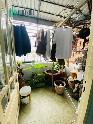 Nhà 1 xẹt Nguyễn Trọng Tuyển, P.2 Tân Bình, gần Lăng Cha Cả - Diện tích 3x9, 4 phòng ngủ, hẻm thông