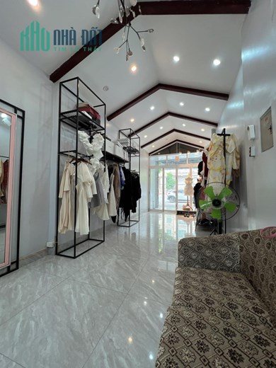 CẦN SANG NHƯỢNG CỬA HÀNG CHO THUÊ VÁY THIẾT KẾ CAO CẤP BRAND NỔI TIẾNG