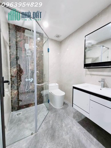 NHÀ TÂY SƠN, QUẬN ĐỐNG ĐA, NGÕ THOÁNG, GẦN Ô TÔ, CHỈ 5.5 TỶ
