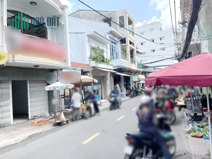 Cho thuê NNC MT đường Phong Phú P12.Q8. Giá 16 triệu