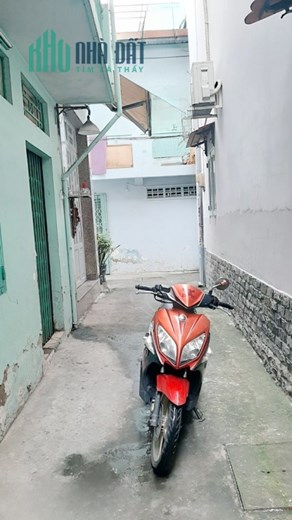 Nhà 2 tầng nở hậu L đường Liên Tỉnh 5 P5Q8. Giá 5 tỷ TL