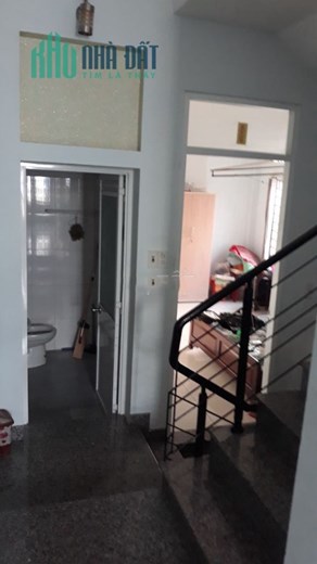 BÁN GẤP NHÀ 3 TẦNG TÂM HUYẾT VỪA MỚI XÂY DỰNG RẤT KIÊN CỐ VÀ ĐẦY ĐỦ TIỆN NGHI.
