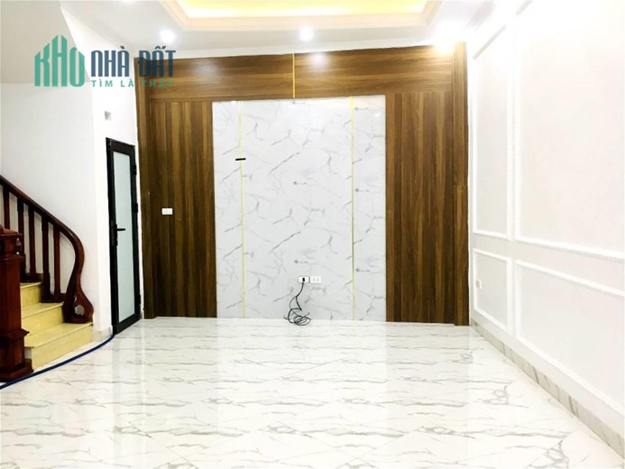 Cực hót, nhà Ngọc Hồi - Thanh Trì, 50m2*5 tầng, giá chỉ 3.5 tỷ
