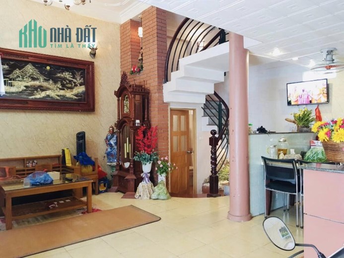 BÁN GẤP!!! Siêu phẩm sát MP Phạm Văn Đồng, 43m2  3Tầng, Chỉ 5 Tỷ thôi