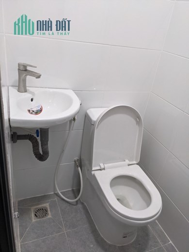 CHO THUÊ NHÀ NGUYÊN CĂN Ở KHU DÂN CƯ XUYÊN Á - MỸ HẠNH NAM - ĐỨC HÒA - LONG AN