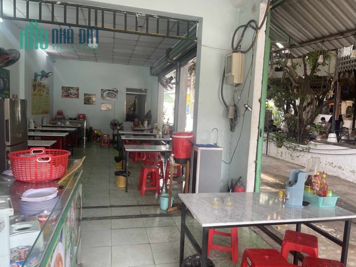Cần sang gấp mb gốc 2 mt cùng toàn bộ dụng cụ bán bún bò