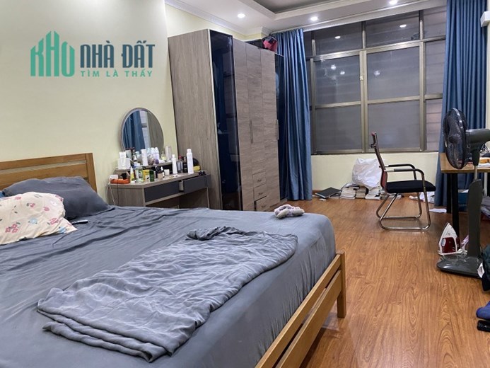 Bán nhà RIÊNG Đường Láng Đống Đa 48m 4 tầng mặt tiền thoáng ngõ thông gần ô tô gần phố KD nhỉnh 4