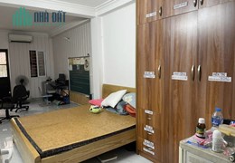 Bán nhà phố Tân Xuân – nhà dân xây – cách ô tô 20m.