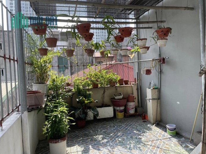 Bán nhà phố Tân Xuân – nhà dân xây – cách ô tô 20m.