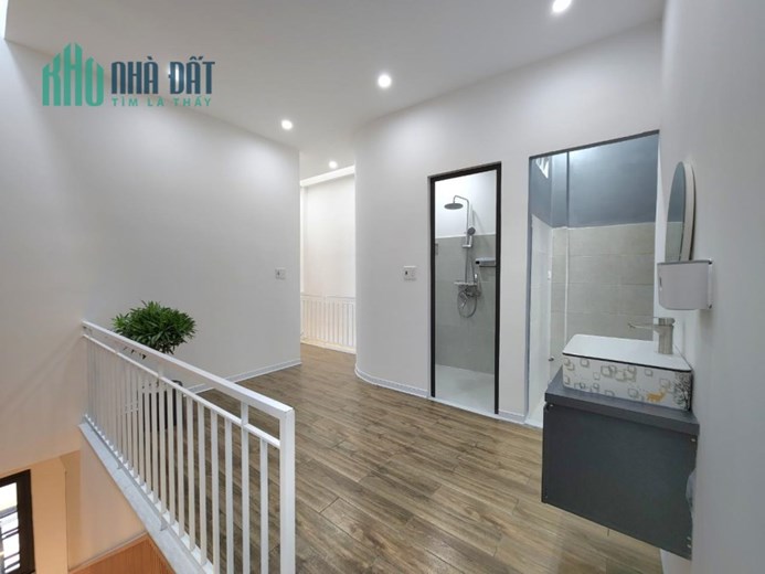 HXH 6m Hoàng Hoa Thám 3.5 x13m (CN 45m2) nhà đẹp 4.9 tỷ