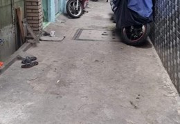Bán nhà ngay siêu thị Coop - Mart Phú Lâm Q6, nhỉnh 2 tỷ