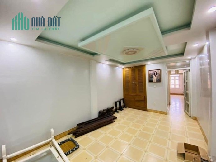 Bán nhà mặt đường Đông Khê vị trí cực đẹp, 77m 3 tầng GIÁ 5.9 tỉ