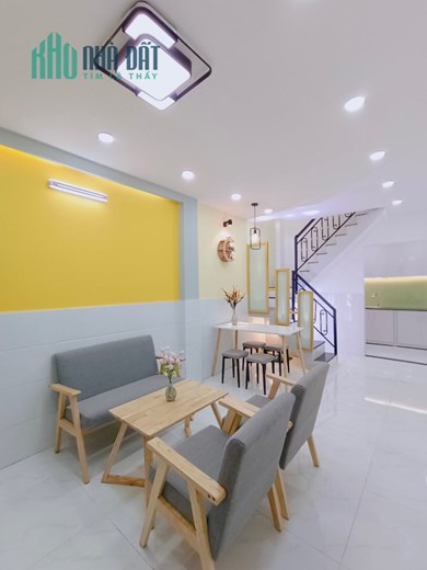 BÁN NHÀ NGAY CHỢ HUỲNH VĂN CHÍNH - NHÀ MỚI ĐẸP 100%