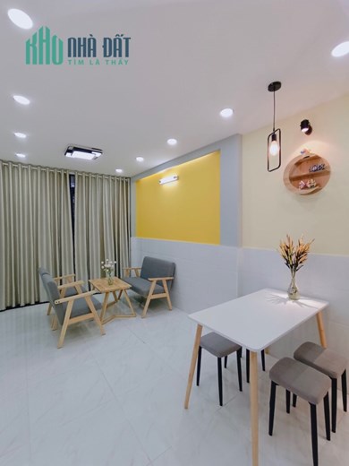 BÁN NHÀ NGAY CHỢ HUỲNH VĂN CHÍNH - NHÀ MỚI ĐẸP 100%