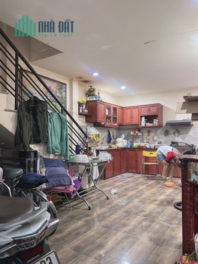 Nhà bán mặt tiền 2 tầng BTCT Miếu Bình Đông Bình Tân 70m2 chỉ 6.99 tỷ thương lượng