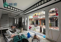 Bán nhà mặt đường Lý Hồng Nhât, mặt tiền cực rộng, GIÁ 6.5 tỉ 4 tầng mới tinh