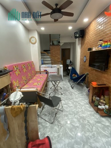Chủ ngộp cần bán nhà Nguyễn Văn cừ Quận 5 22m2 4 tầng BTCT HXH nhỉnh 5 tỷ