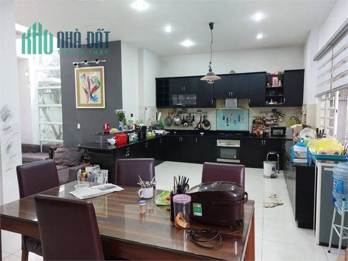 Biệt thự mặt tiền Đường Số 64, KDC Tân Quy Đông, P.Tân Phong