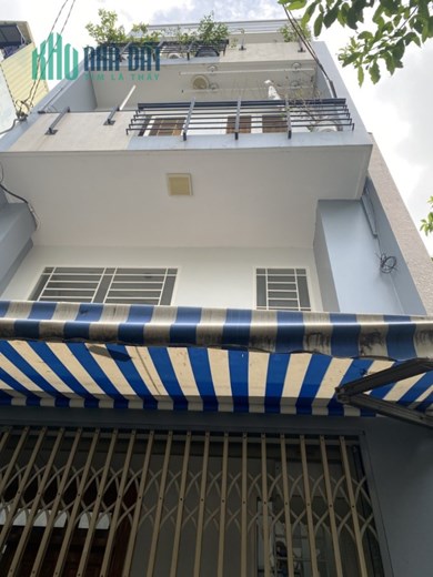 Bán gấp nhà ngộp Ba Tháng Hai Quận 11 38m2 3 tầng BTCT HXH chỉ nhỉnh 6 tỷ