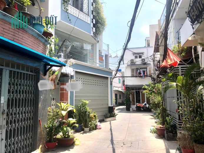 CHỦ GẤP BÁN NHÀ GIẢM SÂU-NHÀ DT 71.5M2 -HẼM TRƯỚC NHÀ 6M THÔNG
ÂU DƯƠNG LÂN QUẬN 8