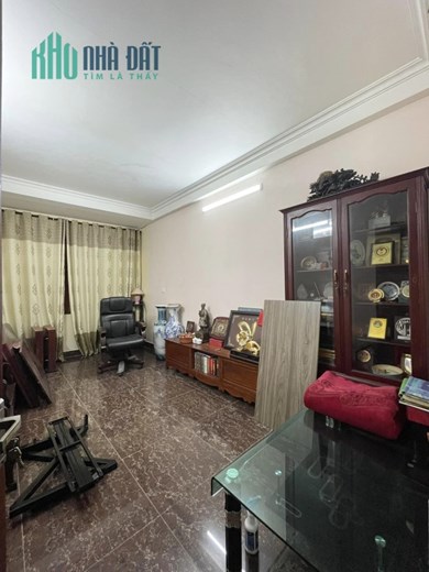 Bán tòa nhà 225m2 phố Hồng Hà, Hoàn Kiếm 7 tầng Thang máy Dòng tiền khủng Giá 25.2 tỷ