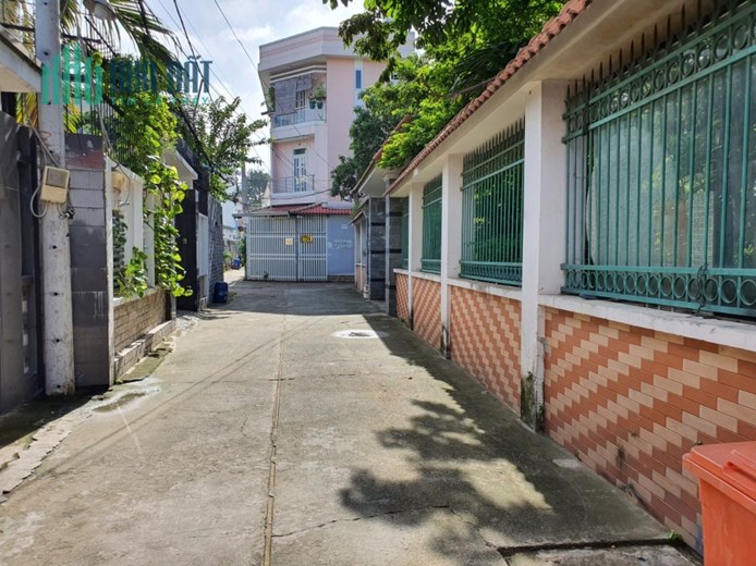 Bán 2 lô liền kề hẻm ô tô đường Linh Trung