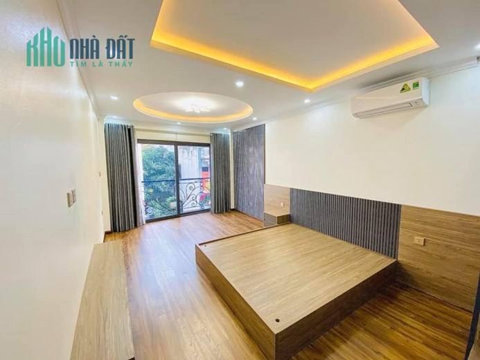 Bán tòa nhà 92m2 phố Âu Cơ, Tây Hồ 34 căn hộ Thang máy Nhập Dòng tiền 2 tỷ/năm Giá 20.5 tỷ