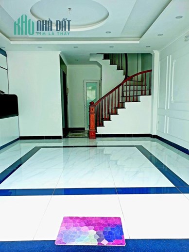 Siêu phẩm Thạch Bàn ,Long Biên 42m2 ,5 tầng ,Mt 5.1m ,thang máy ,oto đỗ cửa giá nhỉnh 4 tỷ