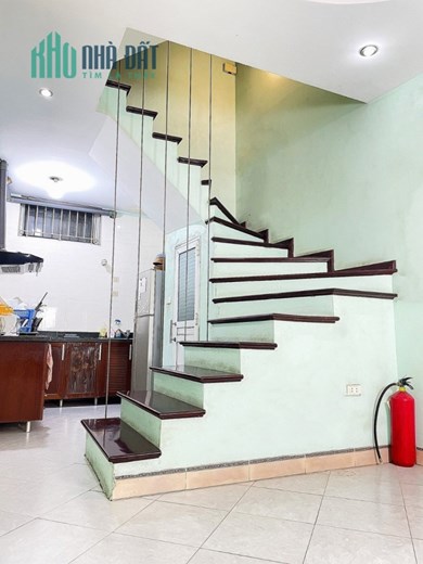 LÔ GÓC- NHÀ ĐẸP LẠC LONG QUÂN - CHỦ TỰ XÂY - NGÕ RỘNG NÔNG THOÁNG SẠCH - 20M RA Ô TÔ - 35M RA PHỐ
